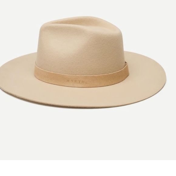 1 left!Rare Wyeth peach stamped rancher